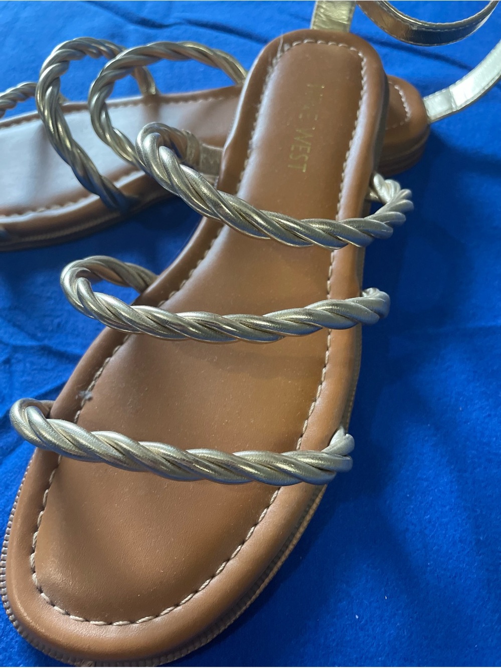 Nine West gold